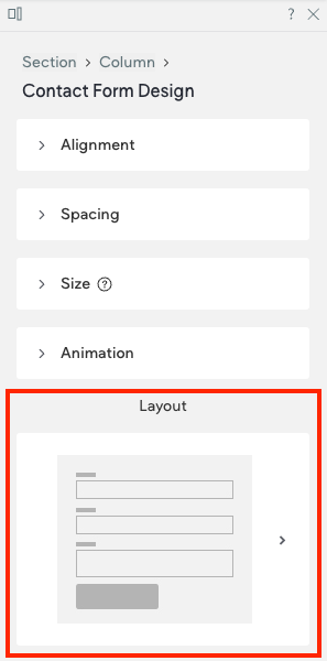 El panel de diseño para el widget del formulario de contacto está abierto con la sección donde se selecciona el diseño resaltada en rojo.
